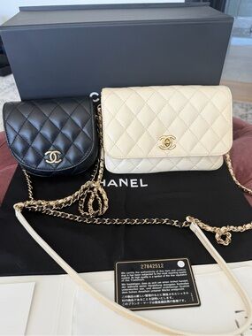 CHANEL Quilted Leather Crossbody Duo in Black & Cream